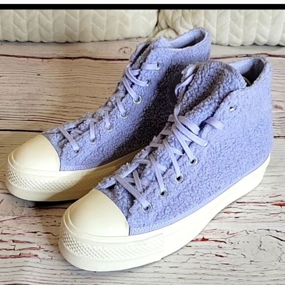 CONVERSE Fleece High Top Platform Sneakers Size 9.5 NWOT - Picture 11 of 11